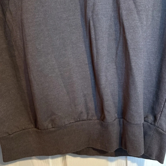 Denim Civilization women’s gray Joshua Tree National Park sweatshirt - Picture 4 of 8